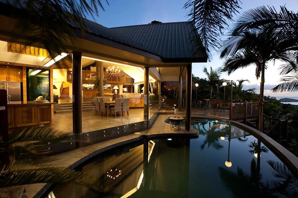 Holiday home Sapphire Ridge Villa Palm Cove Australia