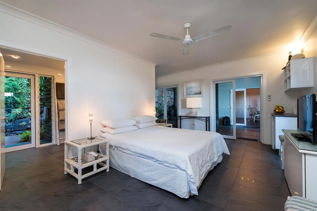 Sapphire Ridge Villa Palm Cove Australia
